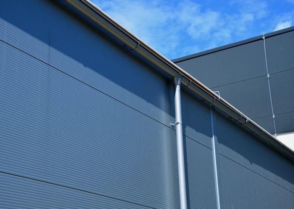 Commercial Gutter Service in Vallejo